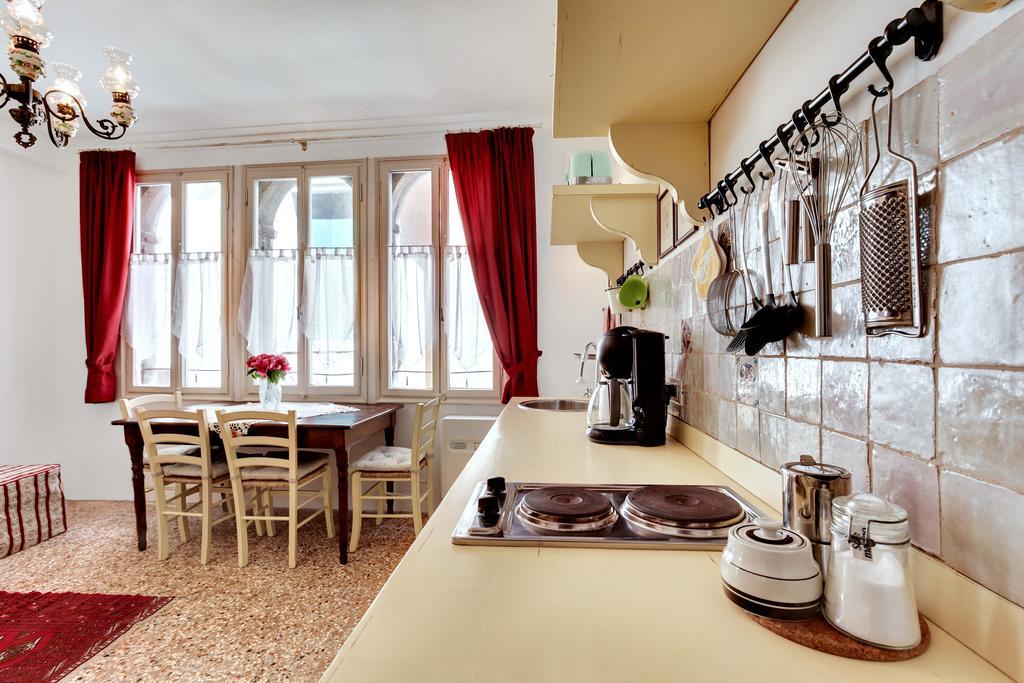 Apartmán Ca' Badoer Frari Benátky Exteriér fotografie