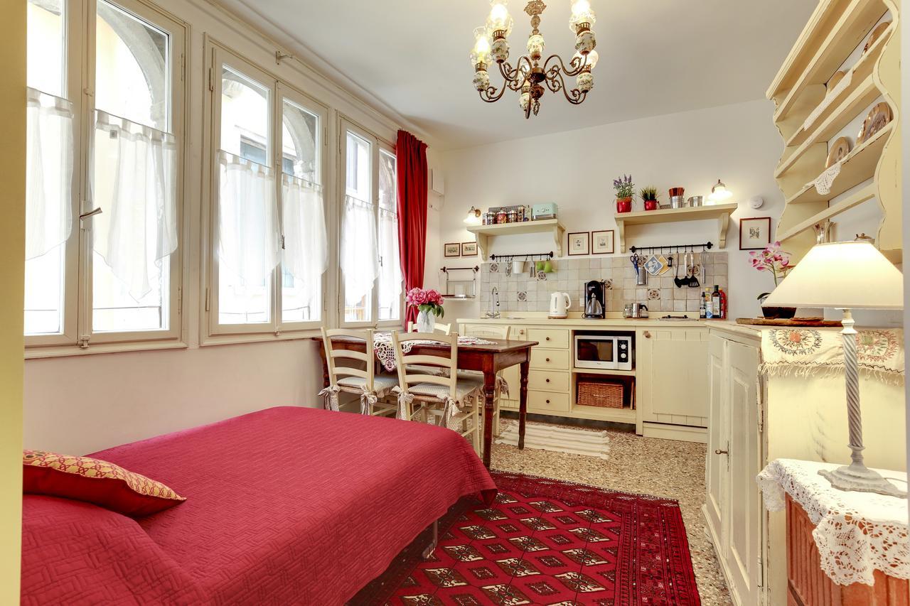Apartmán Ca' Badoer Frari Benátky Exteriér fotografie